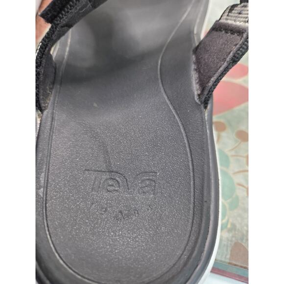 TEVA Women's Hurricane XLT2 Sandals 1013045 US Sz-7.5 Black White Aztec - Picture 5 of 8